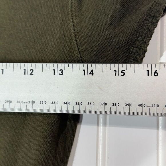 Vintage Abercrombie Olive Green Baby Tee XL Y2K Grunge Ribbed Crop Top NWT - Picture 5 of 9